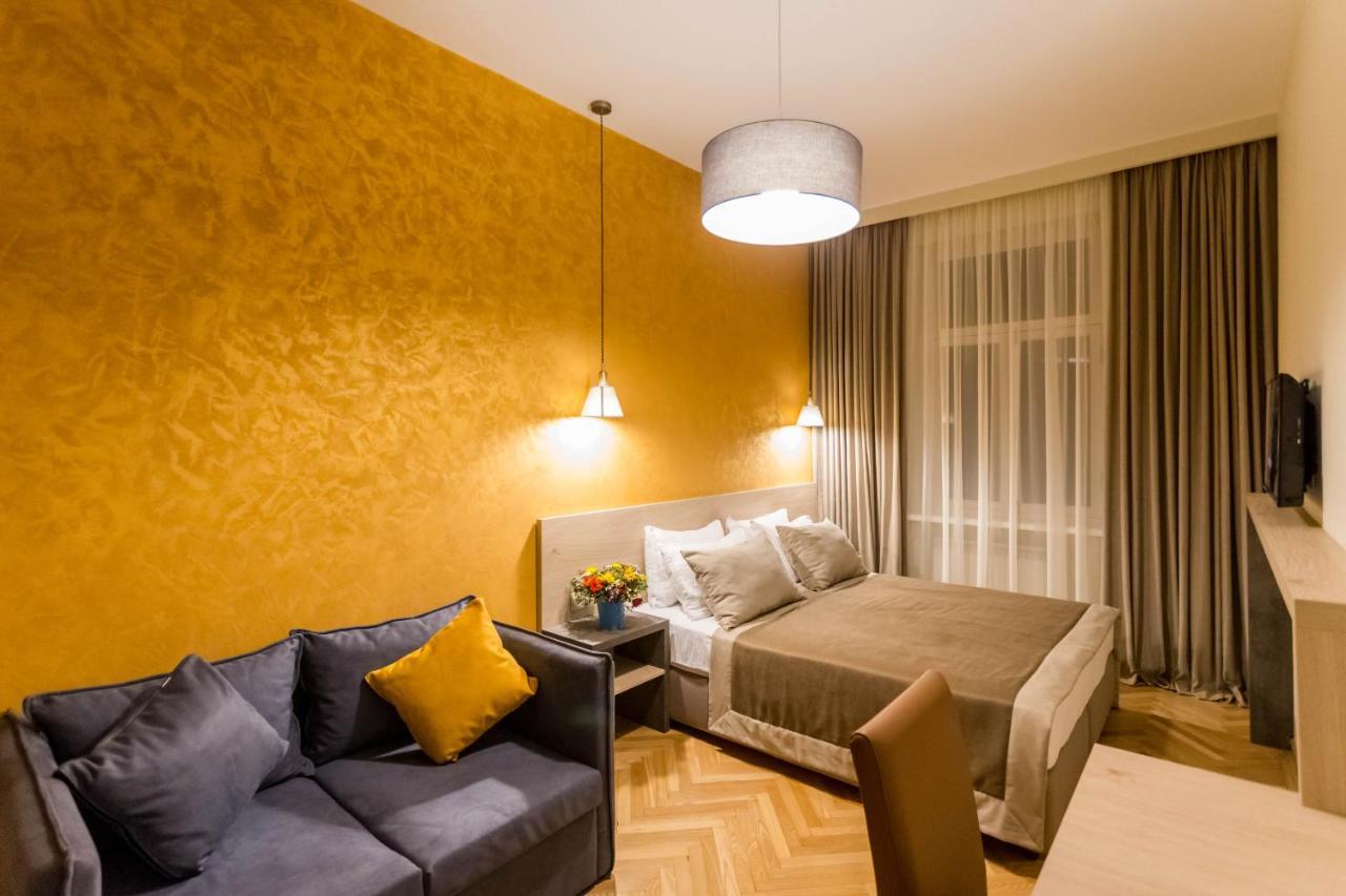 Luxury 3 Bedroom Apartment By Freedom Square City Center Tiflis Dış mekan fotoğraf