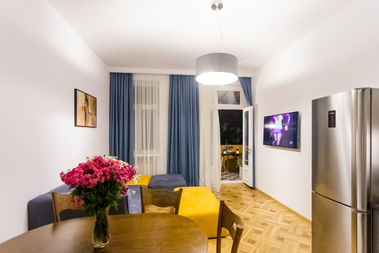 Luxury 3 Bedroom Apartment By Freedom Square City Center Tiflis Dış mekan fotoğraf