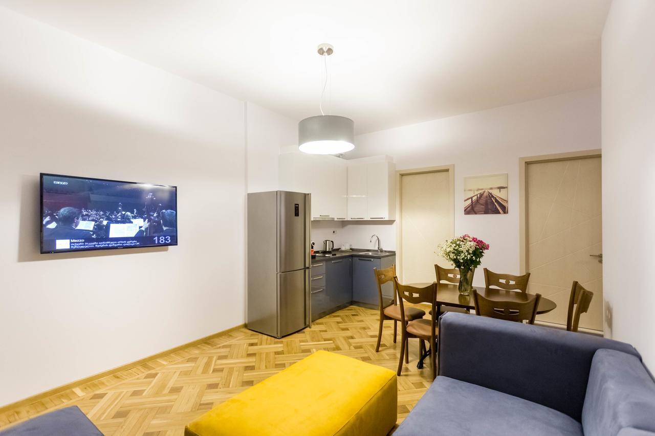 Luxury 3 Bedroom Apartment By Freedom Square City Center Tiflis Dış mekan fotoğraf
