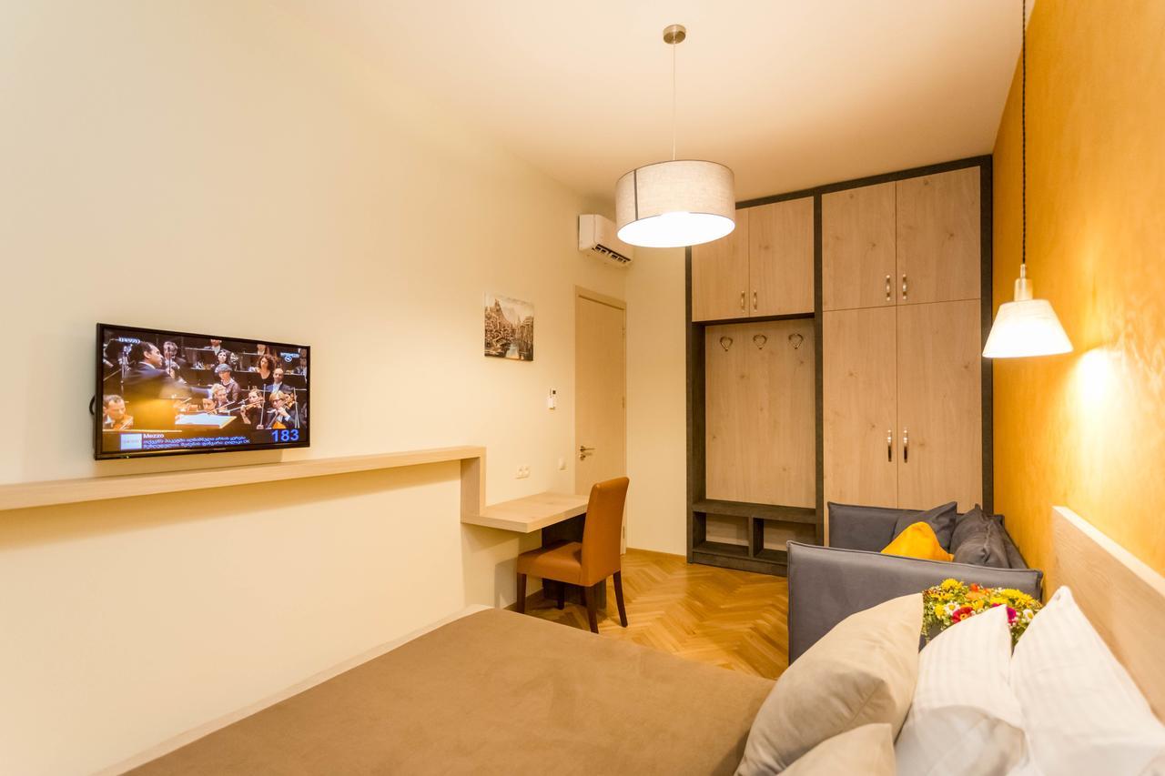 Luxury 3 Bedroom Apartment By Freedom Square City Center Tiflis Dış mekan fotoğraf