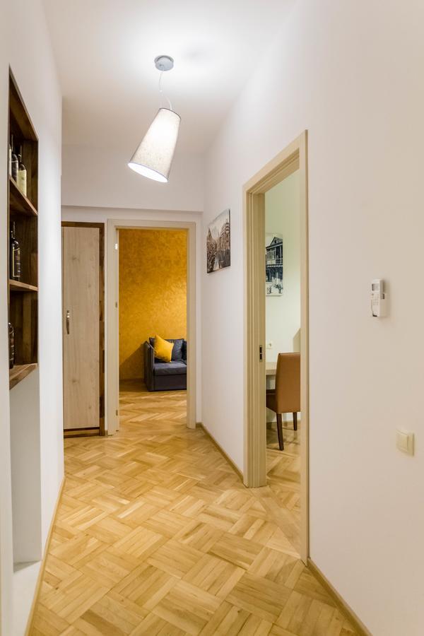 Luxury 3 Bedroom Apartment By Freedom Square City Center Tiflis Dış mekan fotoğraf