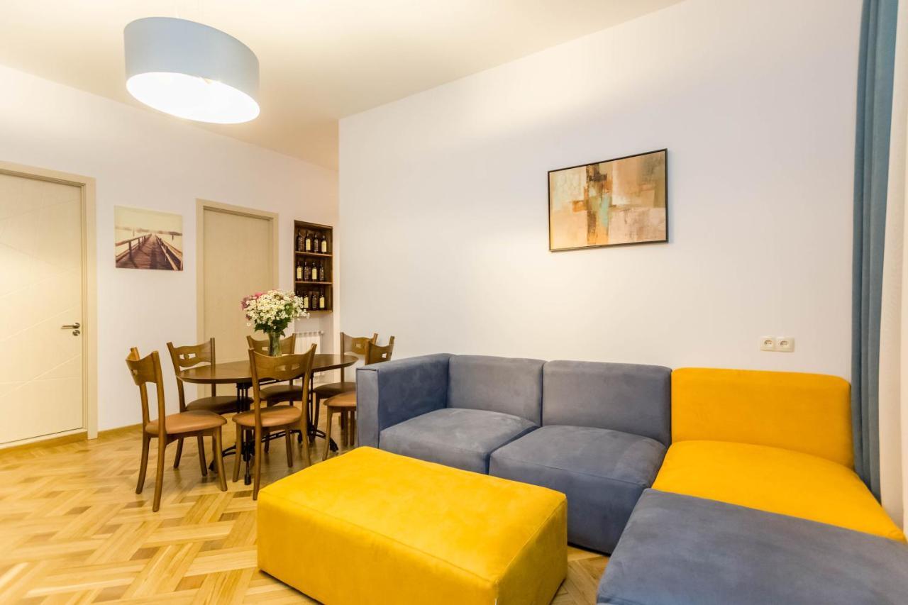 Luxury 3 Bedroom Apartment By Freedom Square City Center Tiflis Dış mekan fotoğraf