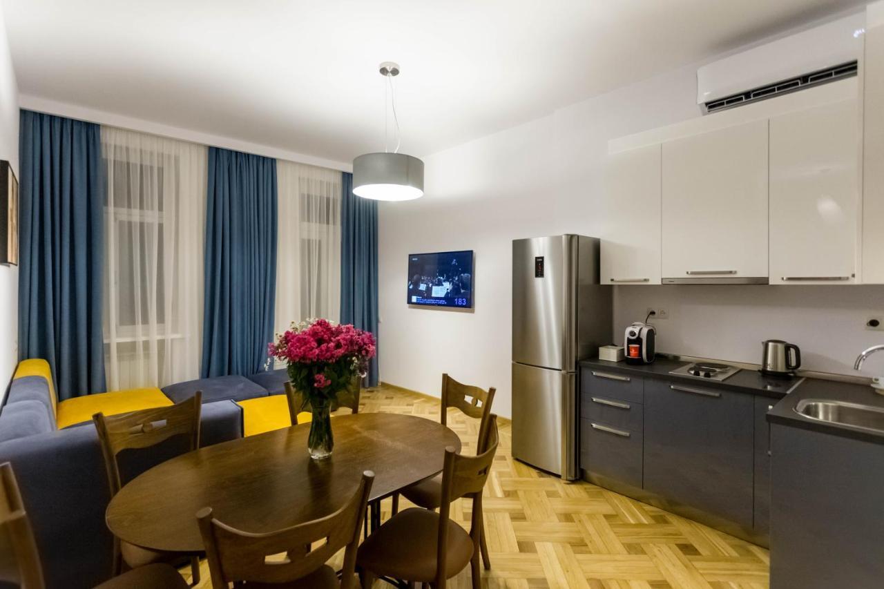 Luxury 3 Bedroom Apartment By Freedom Square City Center Tiflis Dış mekan fotoğraf