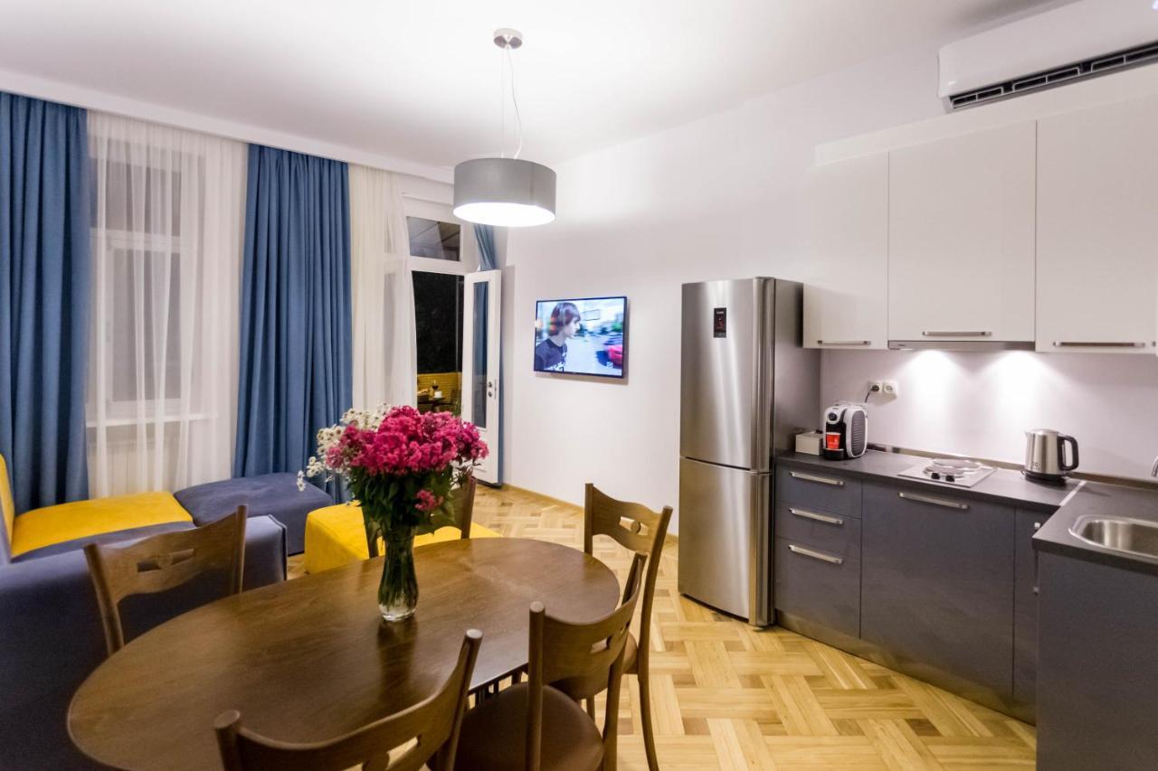 Luxury 3 Bedroom Apartment By Freedom Square City Center Tiflis Dış mekan fotoğraf