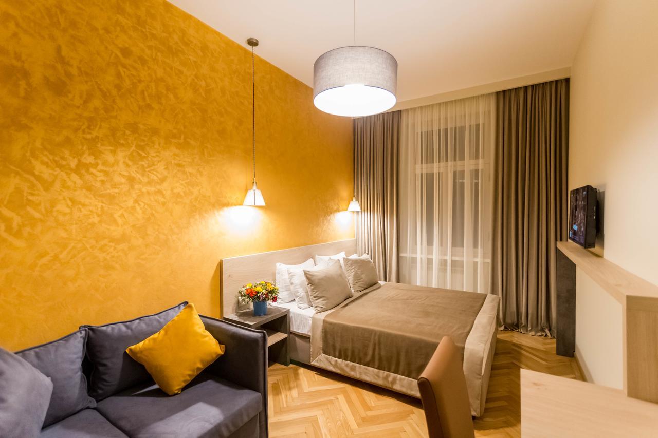 Luxury 3 Bedroom Apartment By Freedom Square City Center Tiflis Dış mekan fotoğraf
